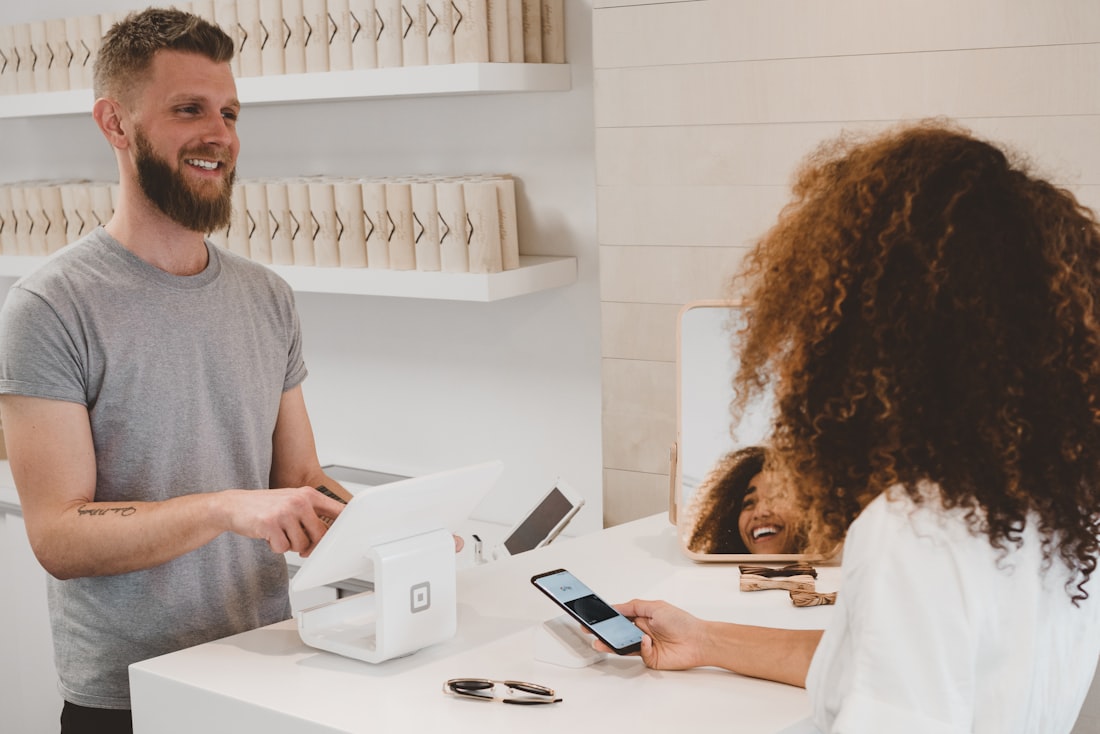 Independent retail counter using modern point-of-sale software